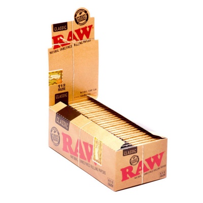 25 RAW Classic 1½ Size Rolling Papers Full Box
