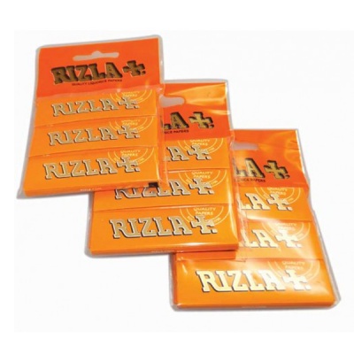 3 Rizla Liquorice Regular Rolling Papers Hanger Pack